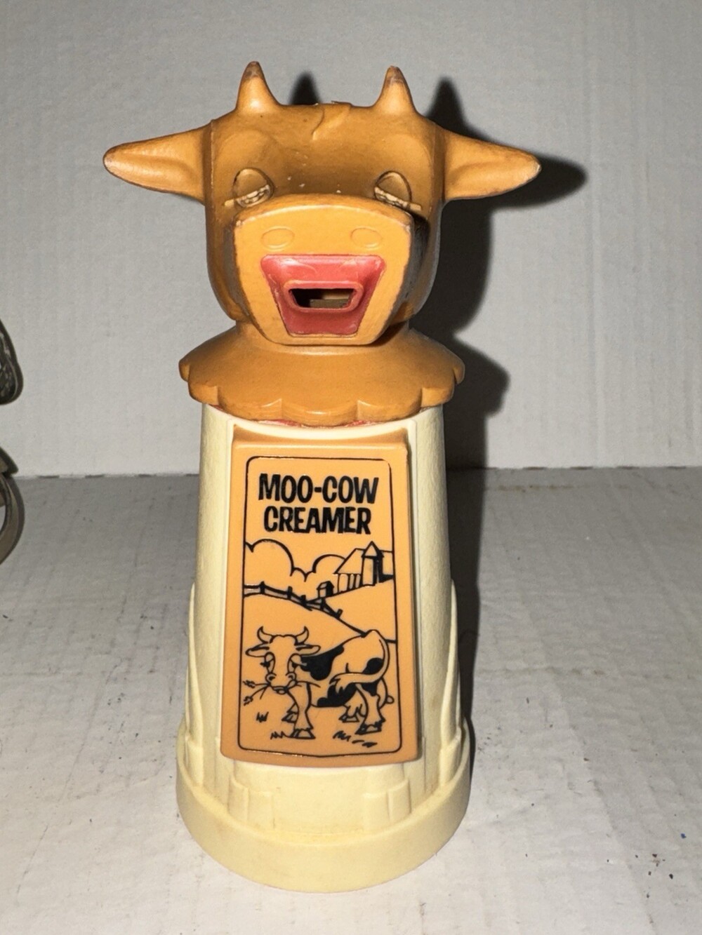 Moo Cow Coffee Creamer Whirley Industries Warren PA Cream Dispenser Vintage